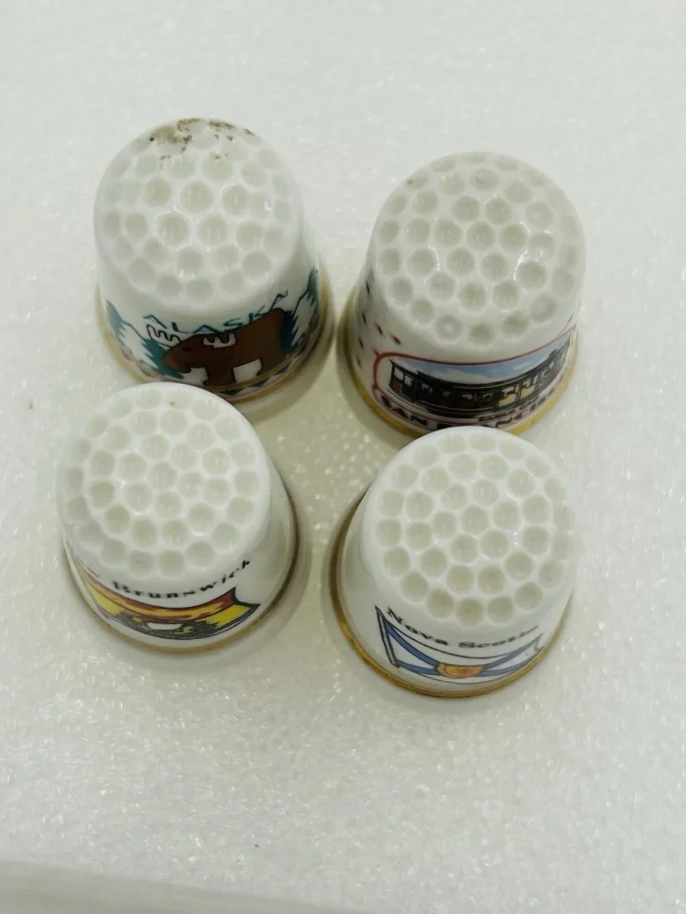 Vintage Souvenir Thimbles Ceramic Porcelain Set of 4 Places Travel